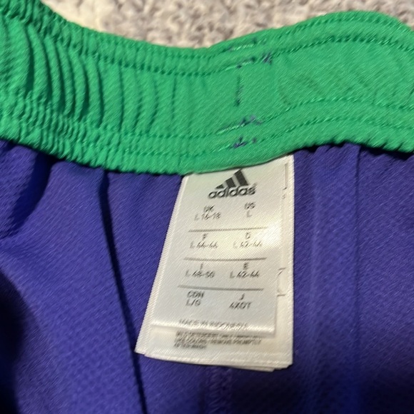 Adidas Women’s Athletic Shorts Purple and Green Size Large - Picture 5 of 8